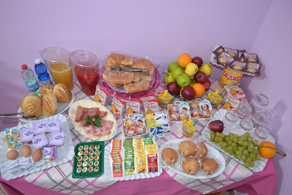 B&B Vesuvio Napoli ภายนอก รูปภาพ