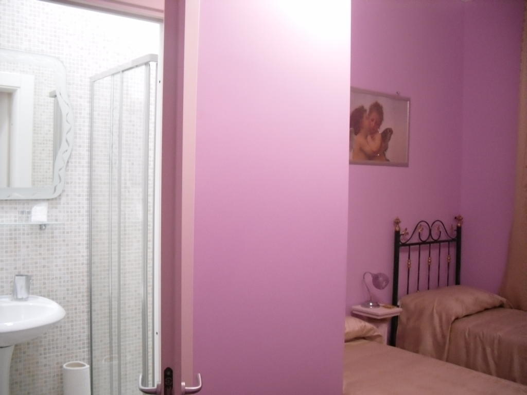 B&B Vesuvio Napoli ภายนอก รูปภาพ