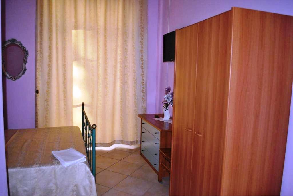 B&B Vesuvio Napoli ภายนอก รูปภาพ